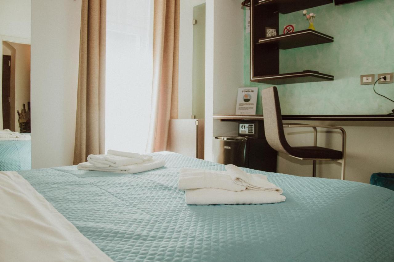 A Casa Di Grazia Bed & Breakfast Ragusa Bagian luar foto
