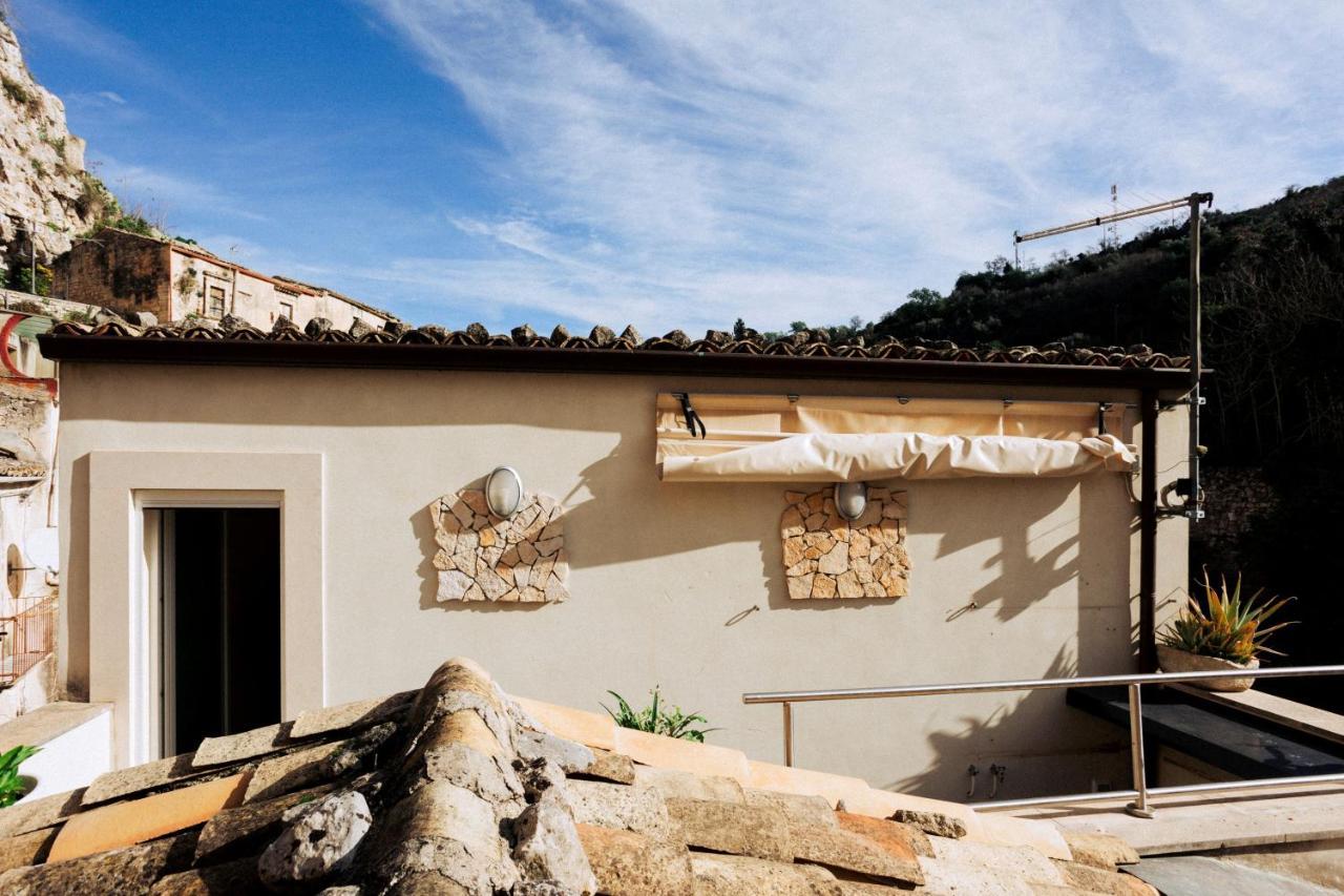 A Casa Di Grazia Bed & Breakfast Ragusa Bagian luar foto