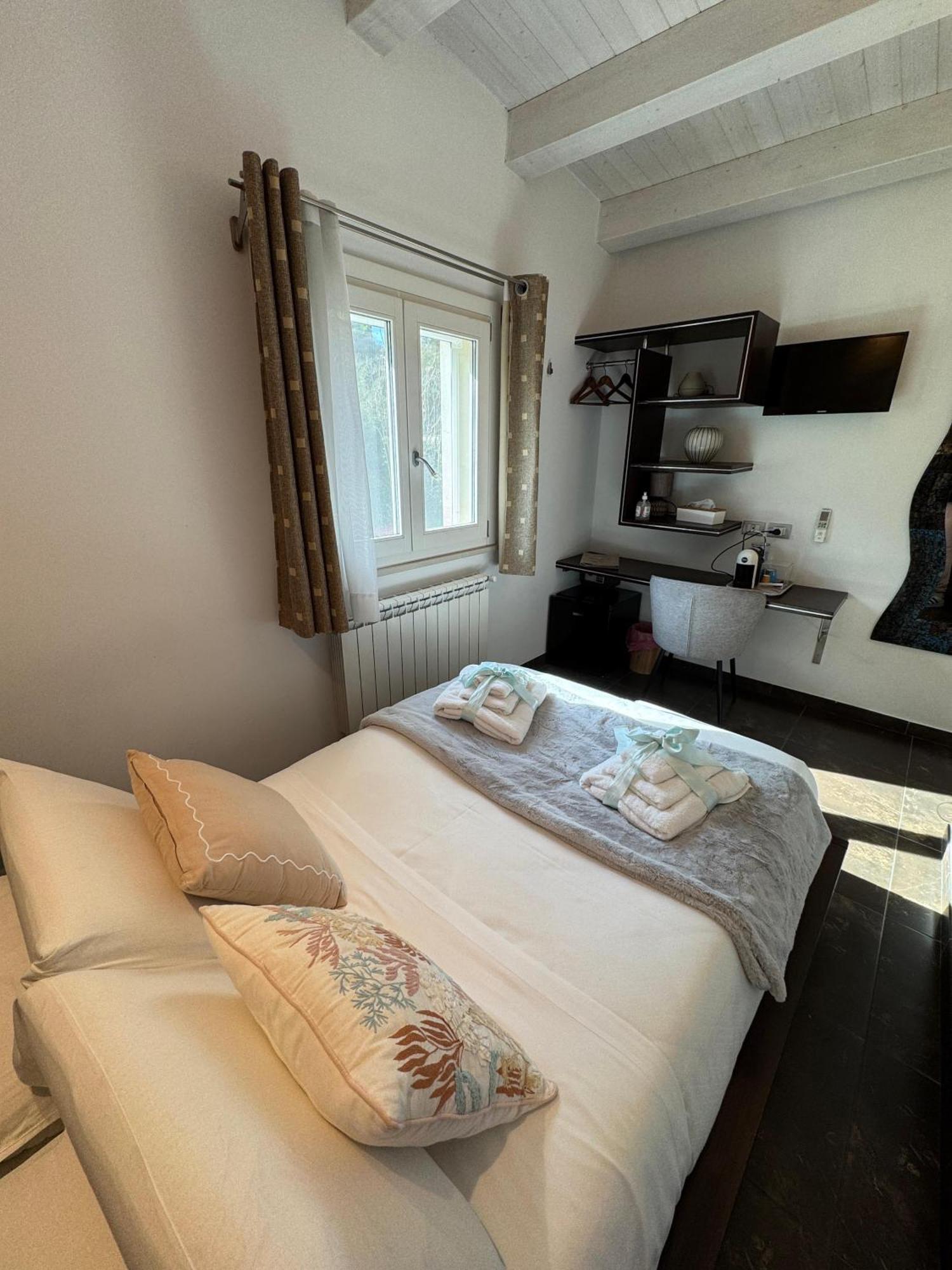 A Casa Di Grazia Bed & Breakfast Ragusa Bagian luar foto